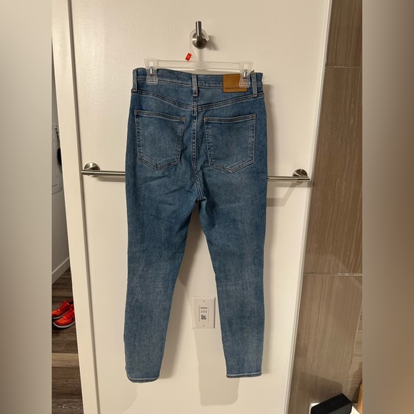 Aritzia Denim Forum Lola high rise skinny jeans - Picture 2 of 4